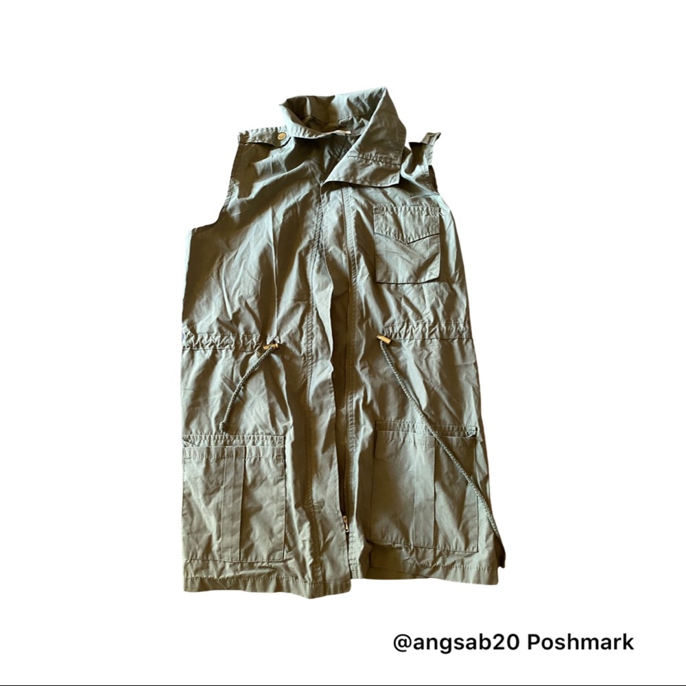 Army green vest cotton and polyester size small